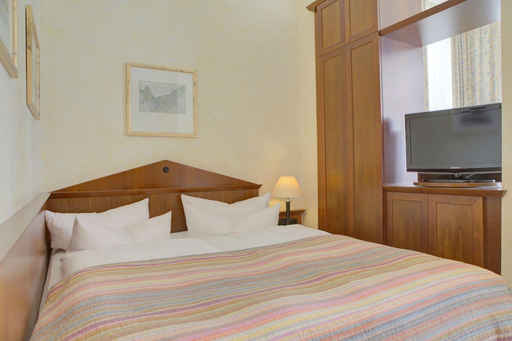Aparthotel Seeschloesschen ซินโนวิทซ์ ภายนอก รูปภาพ